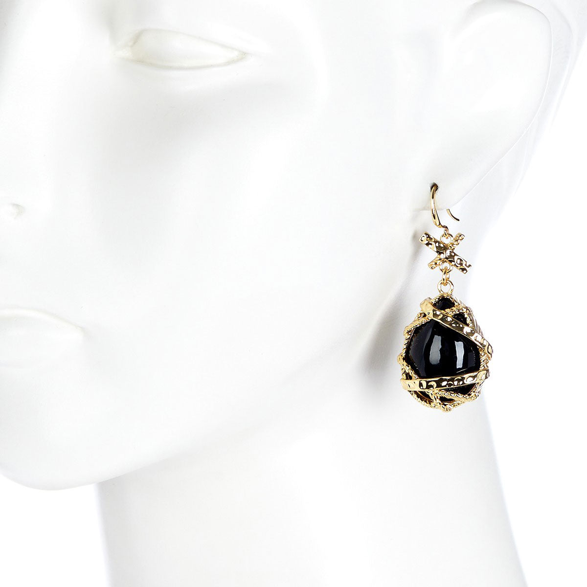 AMRITA NEW YORK Hampton Cross Earring Jet Black