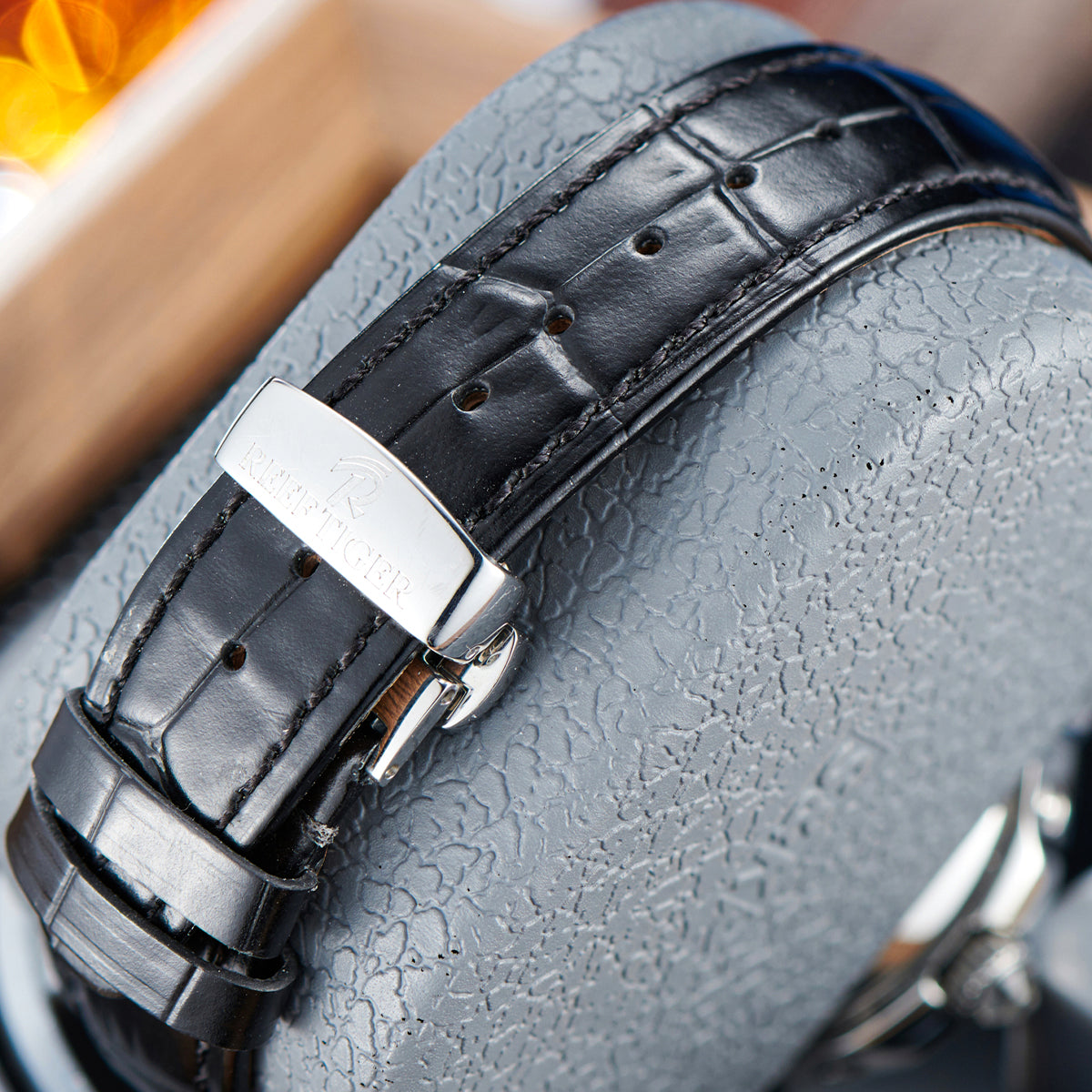 Reef Tiger Classic Philosopher Zirconia Bezel Multifunctional Mechanical Moon Phase Automatic Watch Black RGA1988 image 6