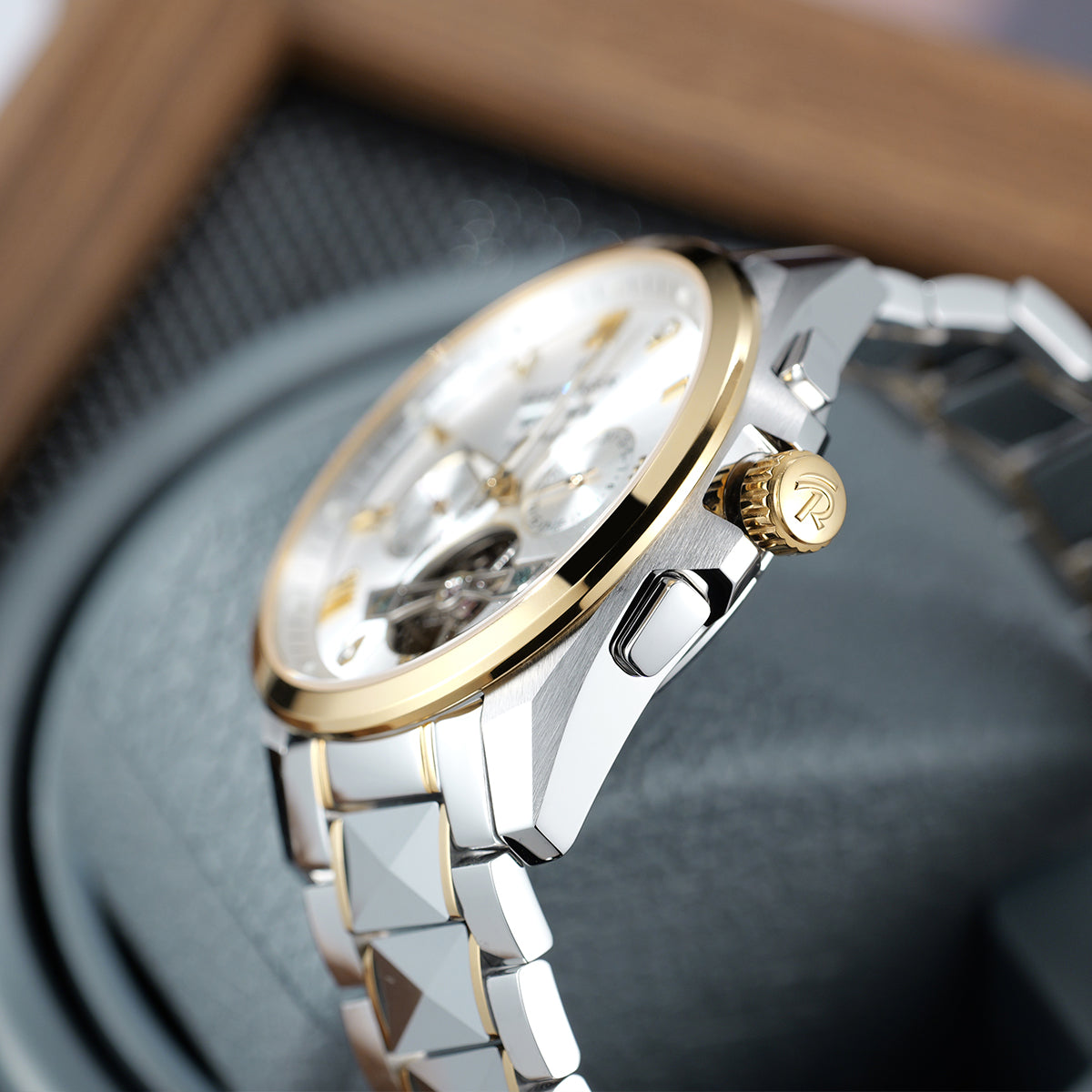 Reef Tiger Men's Classic Motion Day Date Automatic Watch RGA8235 image 5