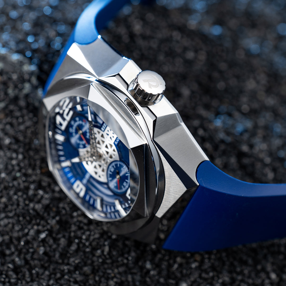 Reef Tiger Men's Black Shark Traveler Multifunctional Automatic Mechanical Dive Watch RGA6906 Blue image 2