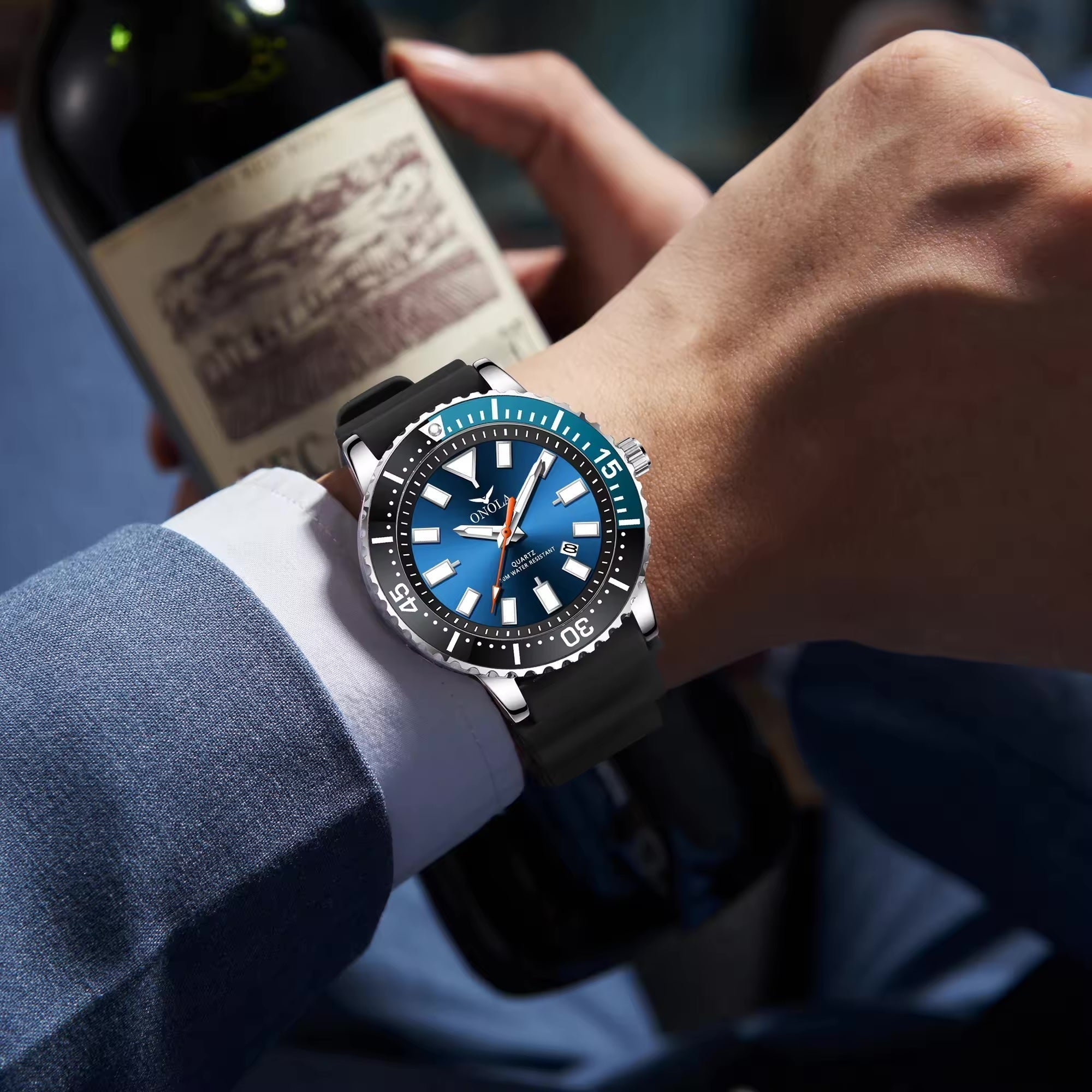 ONOLA Davaro Quartz Dive Inspired Silicone Strap Watch image 2