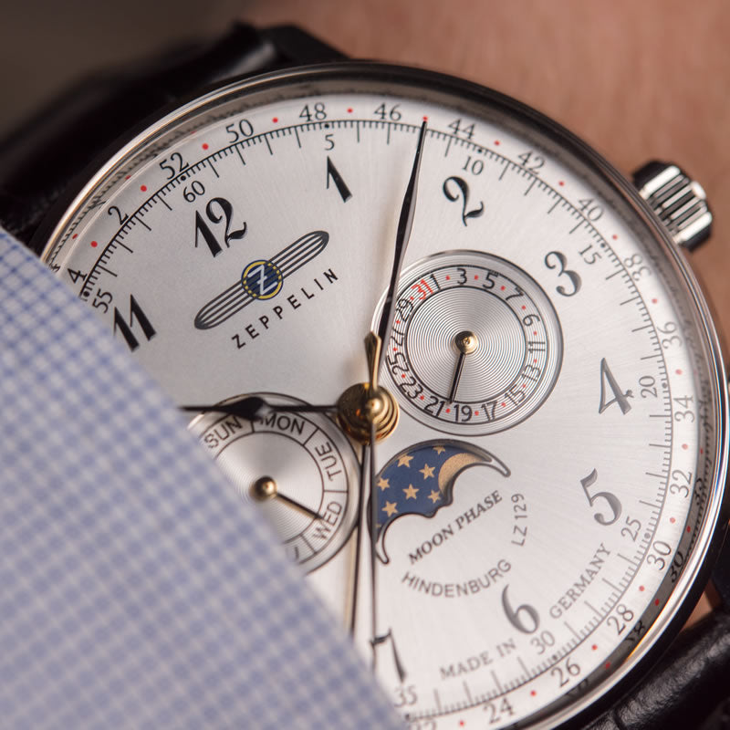 ZEPPELIN 7036-1 LZ129 Hindenburg Watch image 6