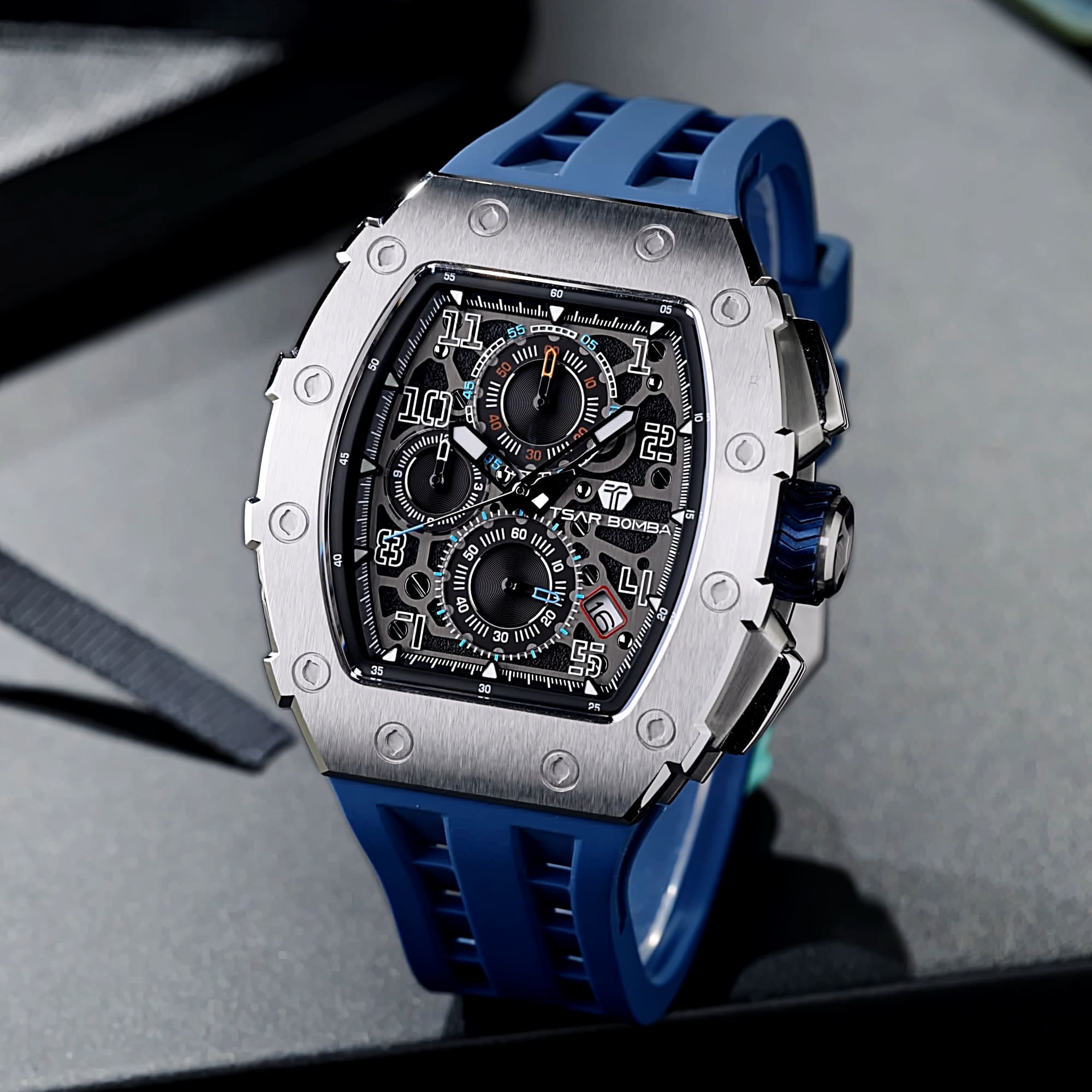 TSAR BOMBA Elemental-Calendar Version Quartz TB8204Q