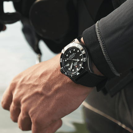 Swiss Military SMA34075.05 – Swiss Made Automatic Dive Watch 500M image 4