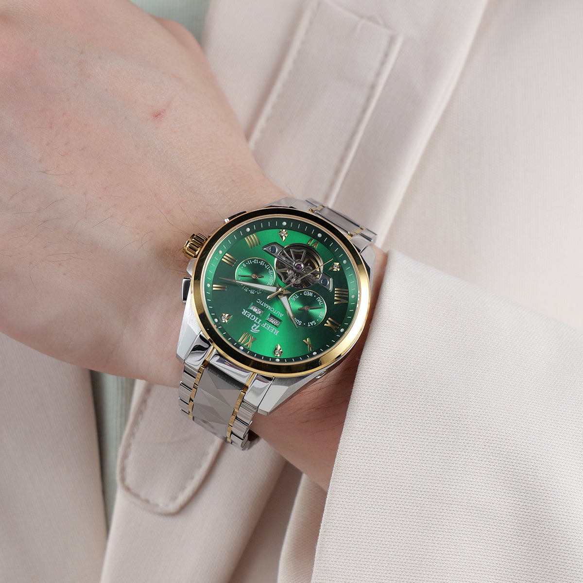 Reef Tiger Men's Classic Motion Day Date Automatic Watch RGA8235 image 5