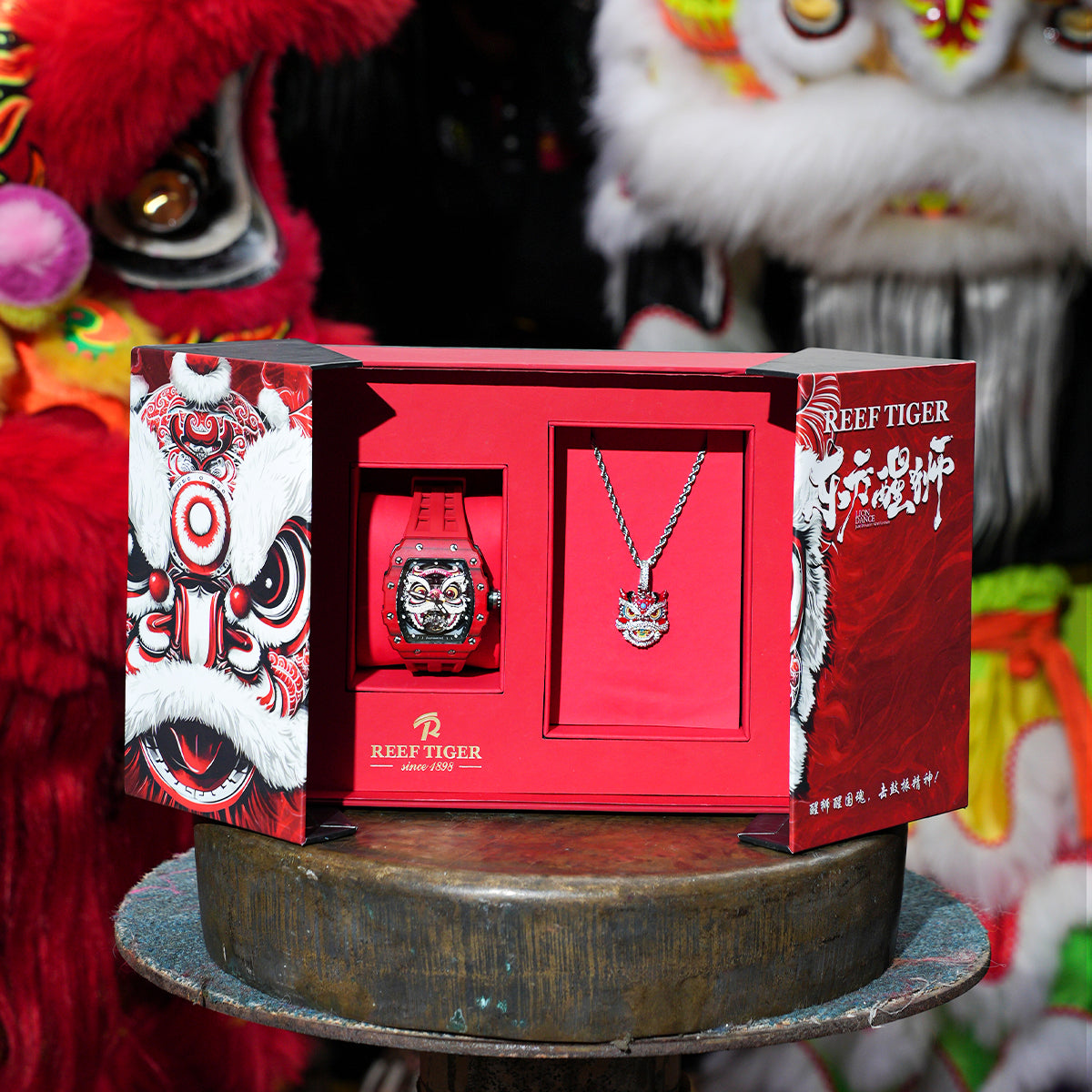 Reef Tiger RGA3009 Chinese Lion Dance Watch Packing Gift Box image 3