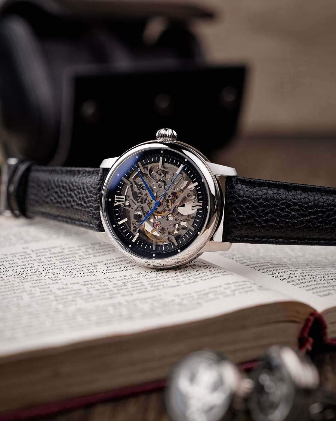 THOMAS EARNSHAW CORNWALL SKELETON AUTOMATIC Ebony Black