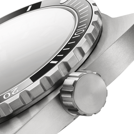 Swiss Military SMA34100.09 – Titanium 300 Lightweight Outdoor Watch image 5