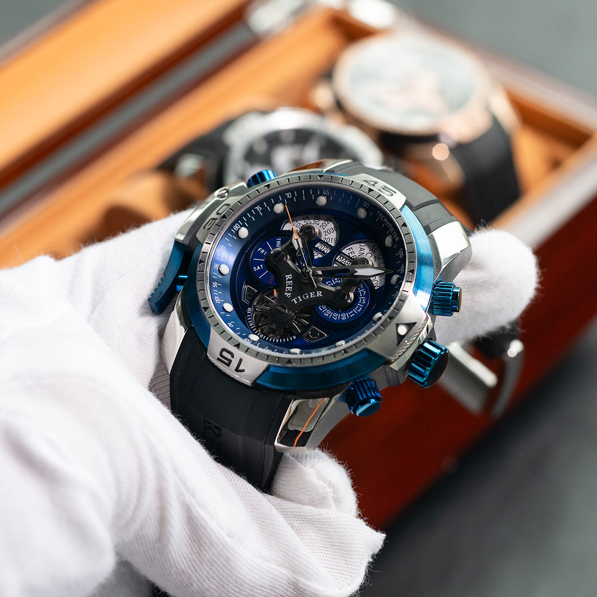 Perfect Luxury Men's Automatic Sport Watches - Reef Tiger Aurora Concept Series image 8