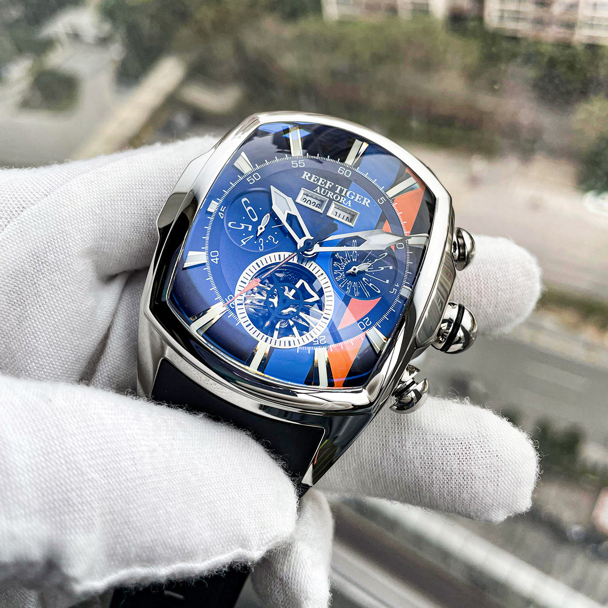 Reef Tiger Men's Aurora Tank Racing Sport Automatic Watch image 2