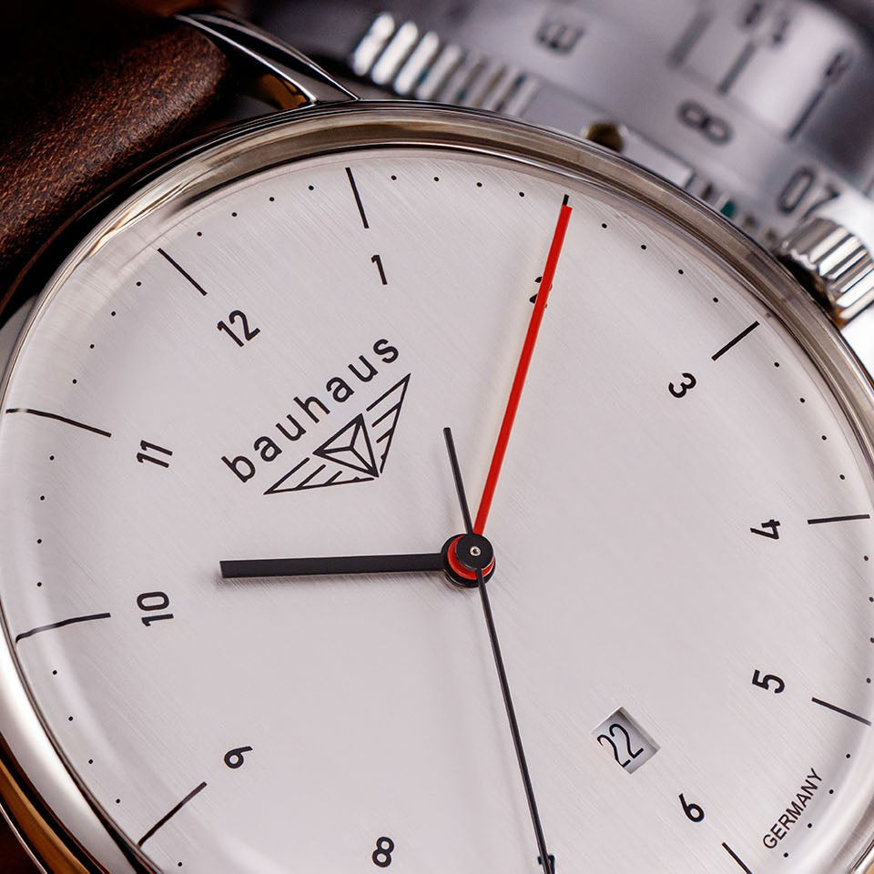 BAUHAUS Men's Quartz Date Series Leather Strap Watch 21401