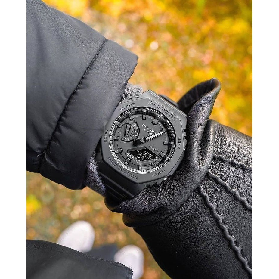 CASIO Men's G-Shock Carbon Core Watch GA-2100-1A1ER