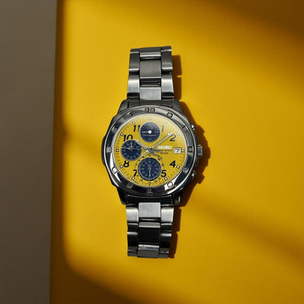 SEIKO Men's Classic Chronograph Date Watch Yellow