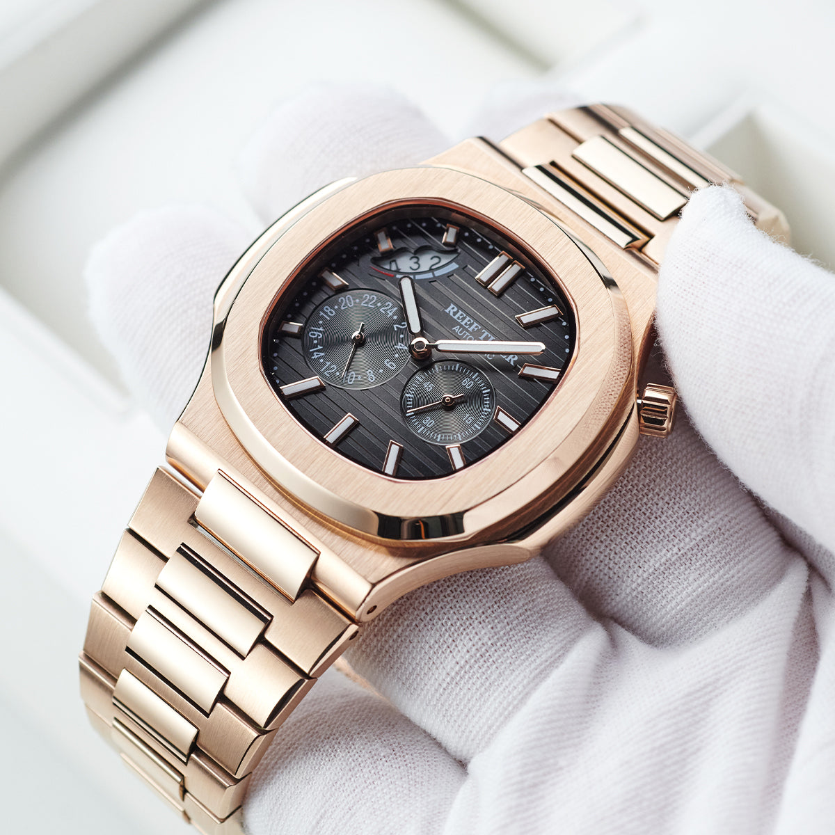 Reef Tiger Men's Peak 44mm Square Crystal Bezel Automatic Watch RGA2019 Rose Gold/Black image 9