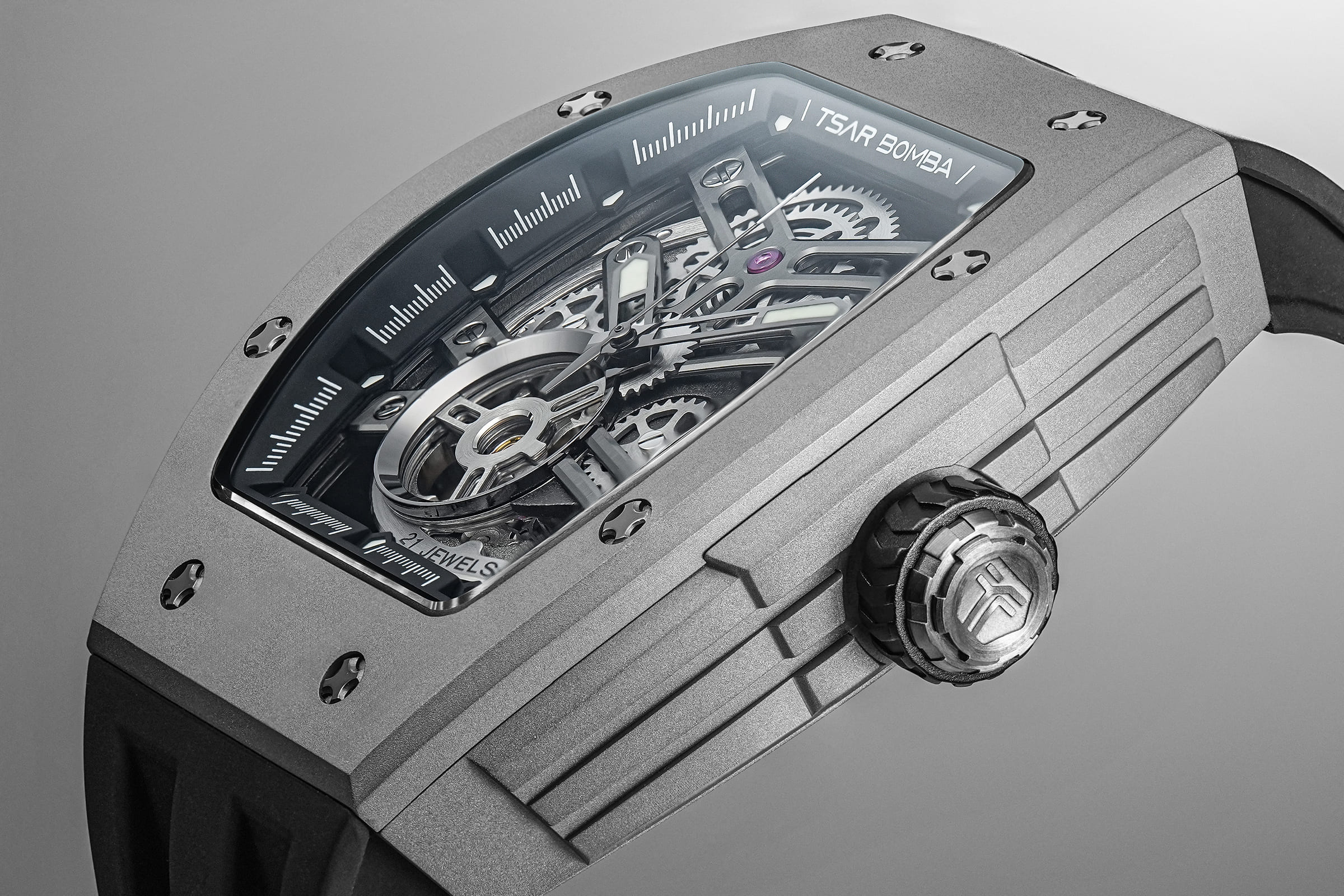 TSAR BOMBA Elemental-Titanium Edition TB8228T