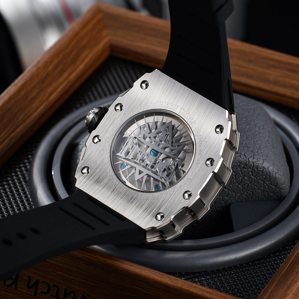 Reef Tiger Men's Aurora Titan Mechanical Multifunctional Day/Date Skeleton Automatic Watch RGA3009 image 10