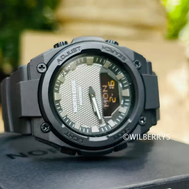 **Auction exclusive**NORTH EDGE Tactical Fortress 33 Time Zone Watch Black