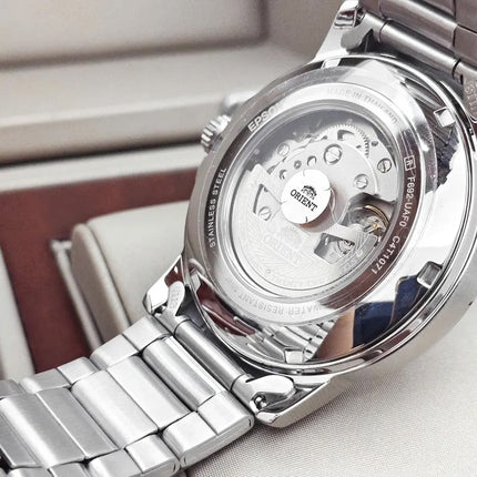 **R1.00 Auction**ORIENT** The Classic Automatic Date Steel Watch