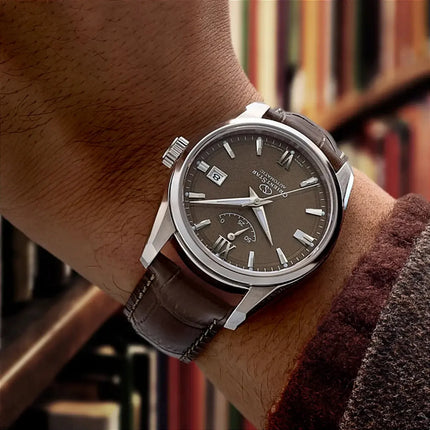 ORIENT STAR Automatic Contemporary Date Power Reserve Watch RE-AU0113Y00B