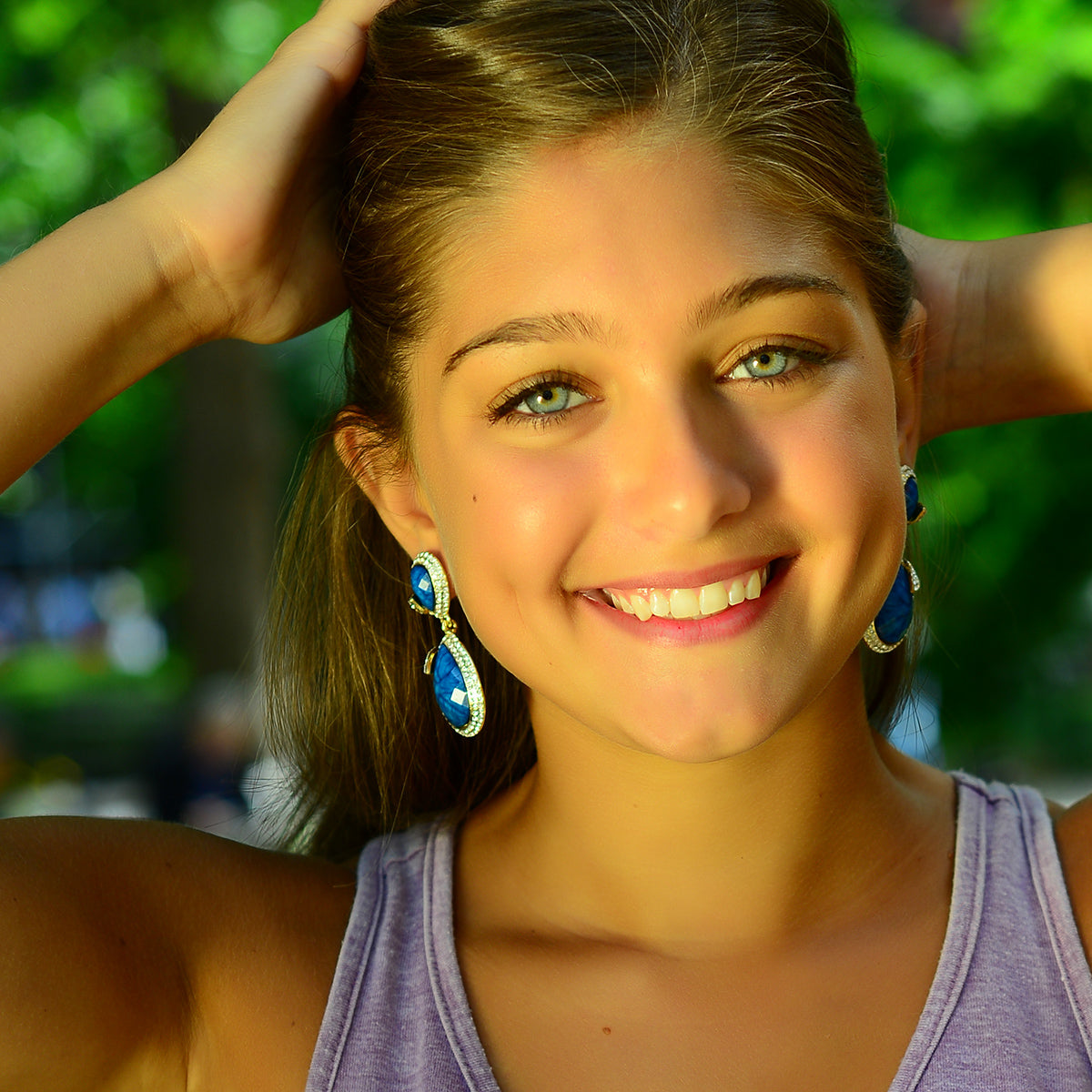 AMRITA NEW YORK Pave Riverside Earring Jet Black