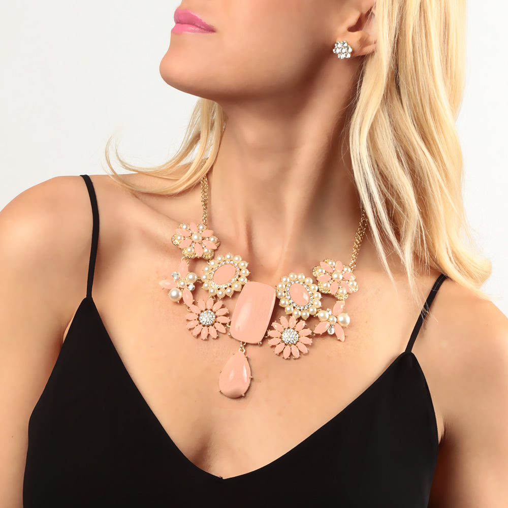 AMRITA NEW YORK Verve Necklace Peach/Pearl