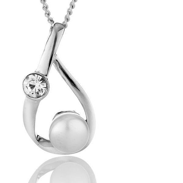 BRITISH JEWELLERS Freshwater Pearl Elegance Pendant
