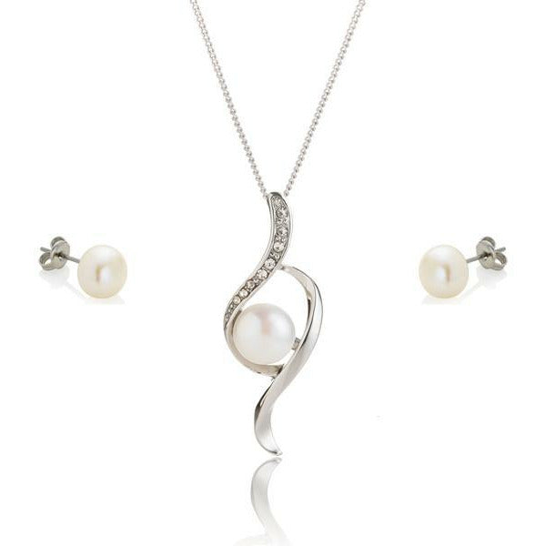 BRITISH JEWELLERS Freshwater Pearl Bow Pendant and Pearl Stud Earrings Set
