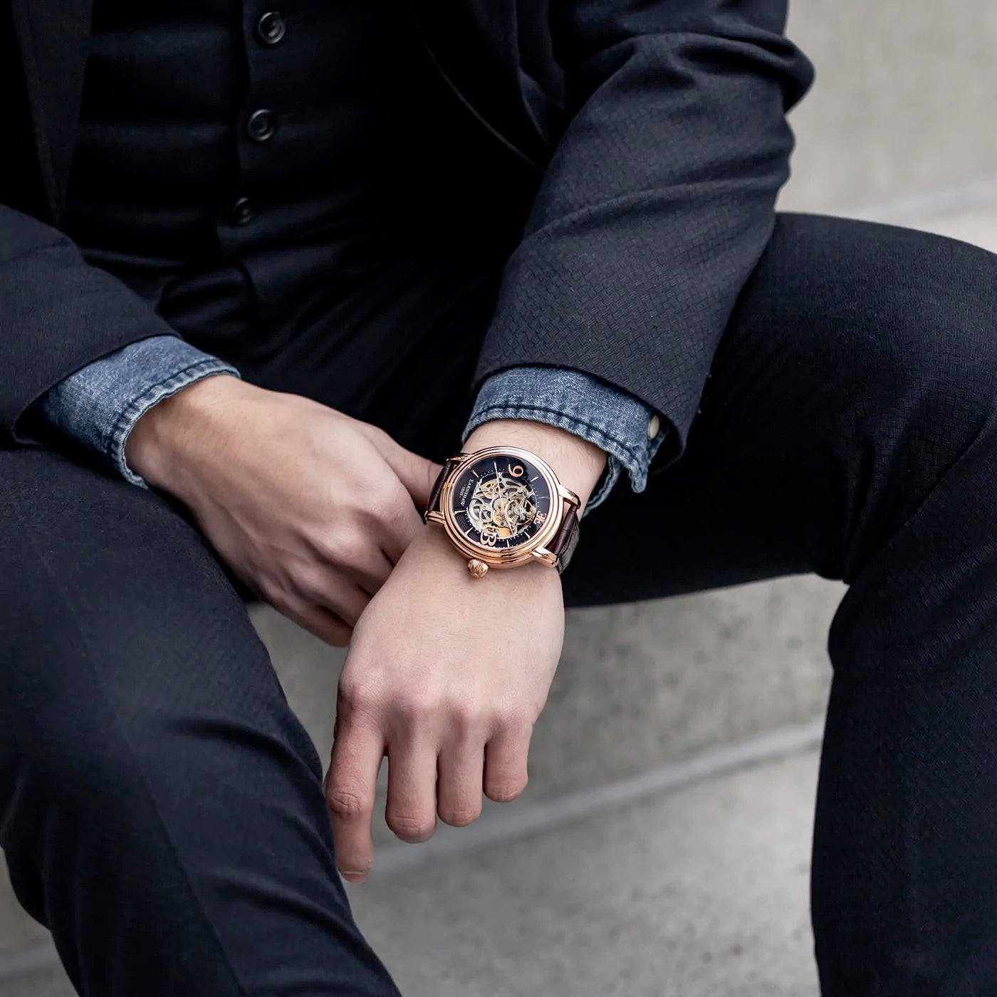 THOMAS EARNSHAW LONGCASE GRANDE SKELETON AUTOMATIC Brandy Rose Gold