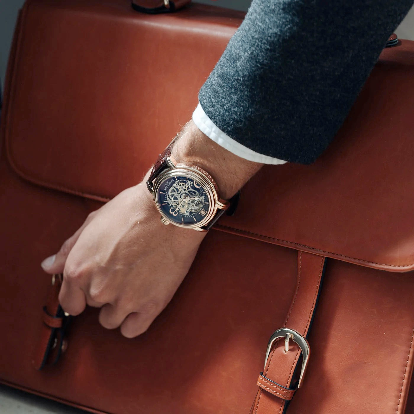 THOMAS EARNSHAW LONGCASE GRANDE SKELETON AUTOMATIC Brandy Rose Gold