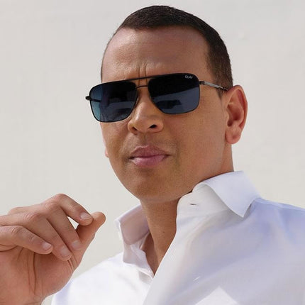 QUAY POSTER BOY Sunglasses