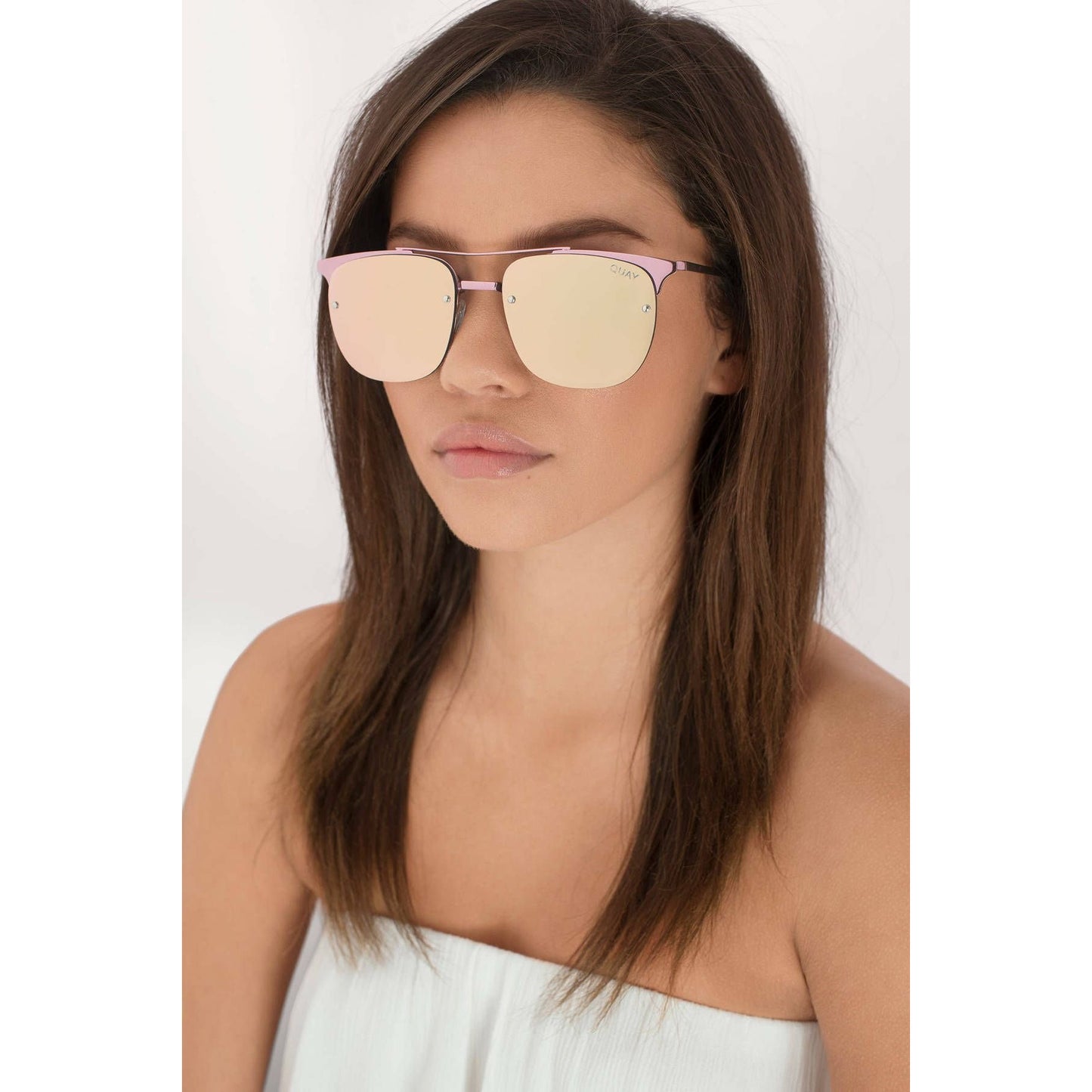 QUAY PRIVATE EYES Sunglasses